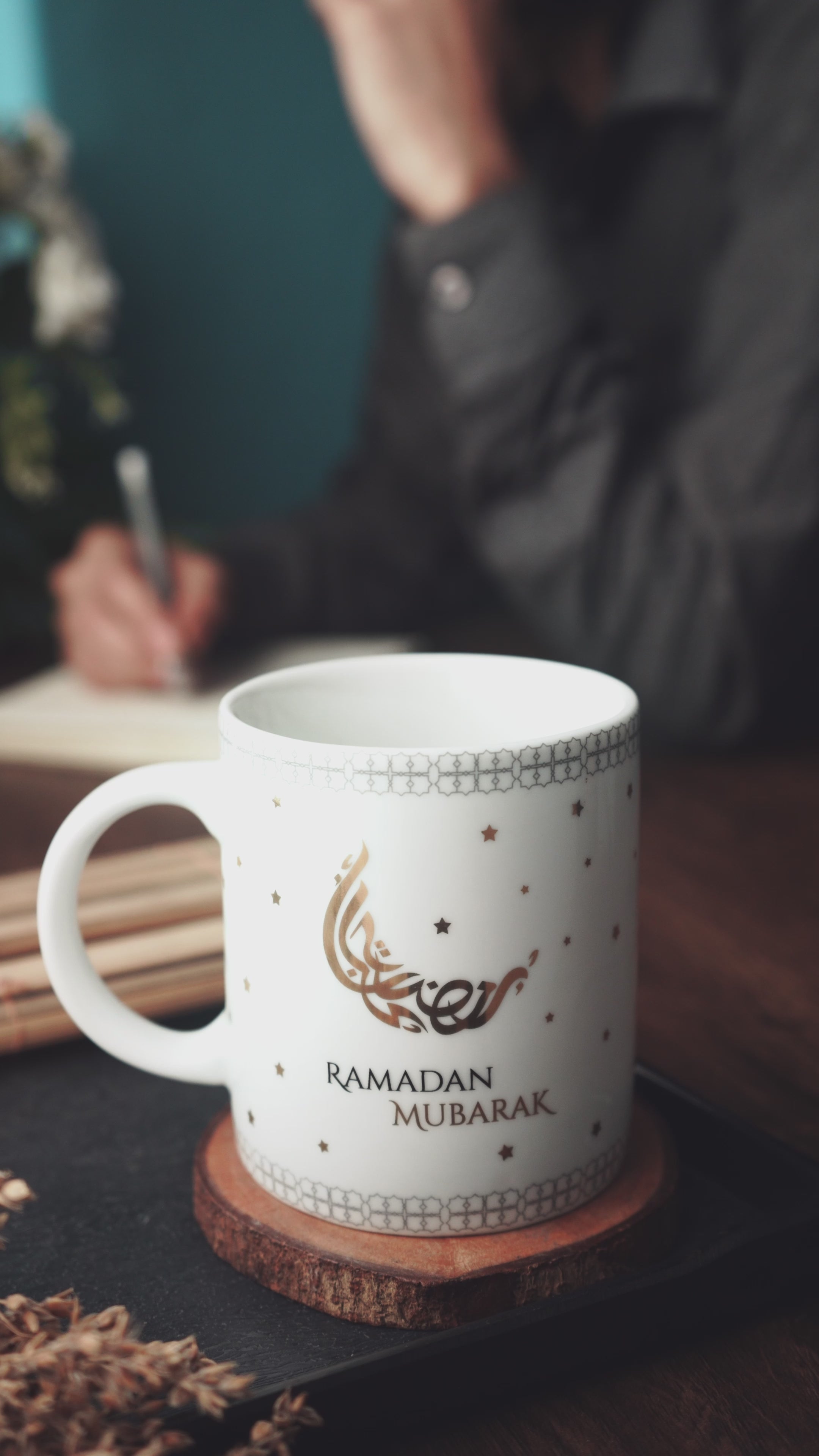 Ramadan Mubarak Calligraphy Themed Mug V-1